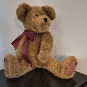 Boyds Bears Brown Stuffed Animal with Red Bow 11" H